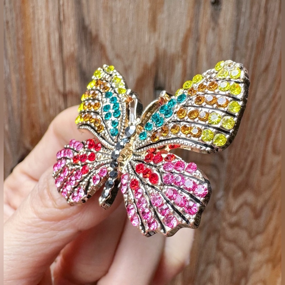 New Colorful Rhinestone Butterfly Brooch - Picture 3 of 8